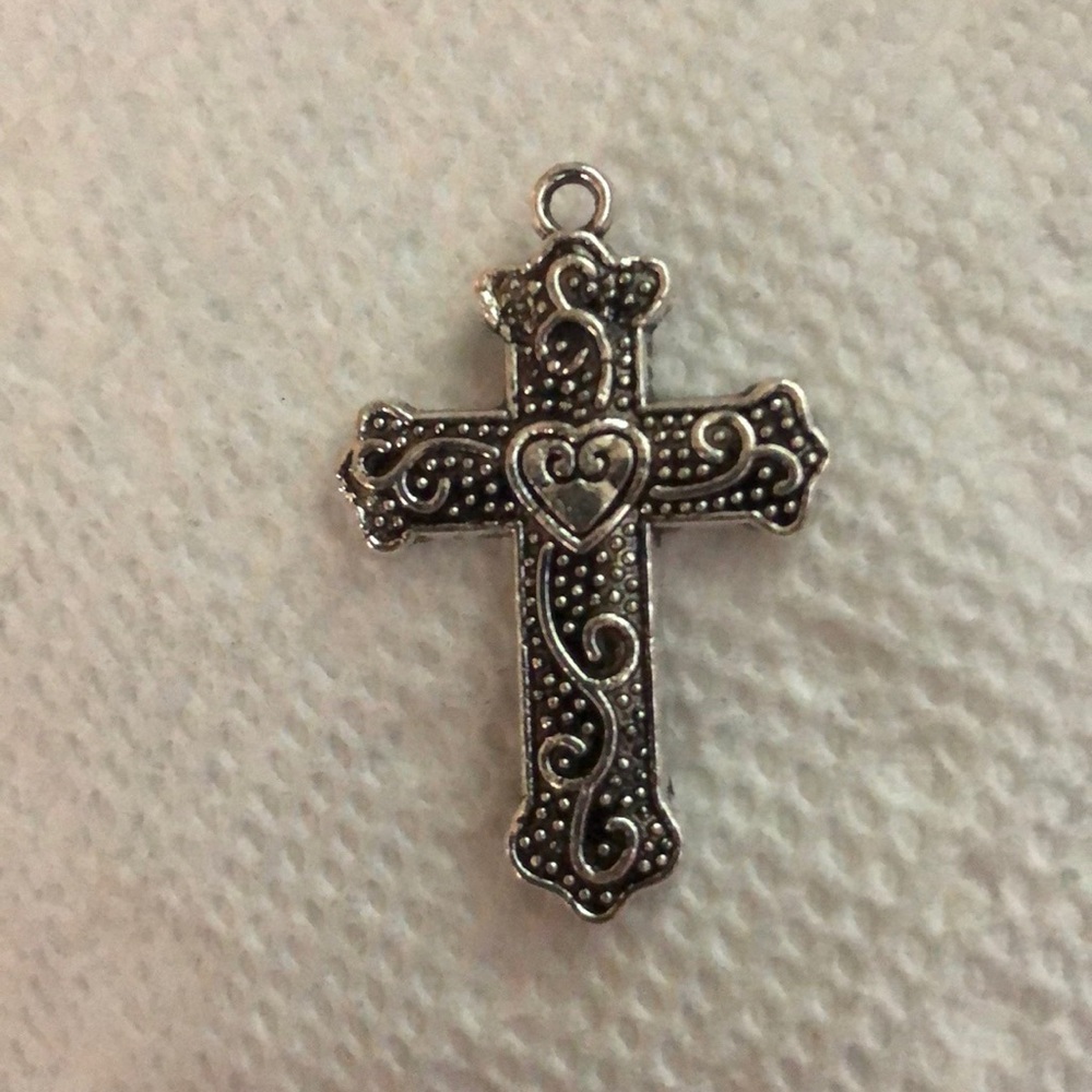 Celtic Syle Silver plated CROSS. New